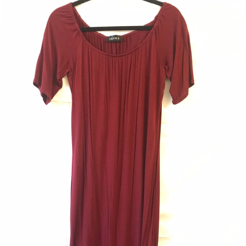 Maroon Dress; Short Sleeved; Size L